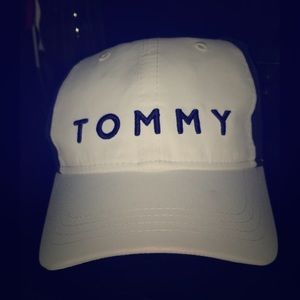 Tommy hilfiger hat